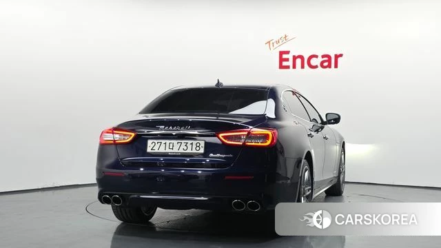 Maserati Quattroporte id 4224770 из Кореи 27