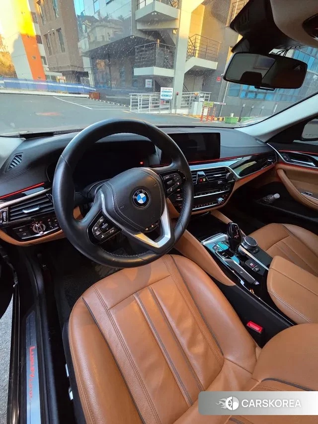 BMW 5 Series (G30) 2019 Черный из Кореи, фото 4