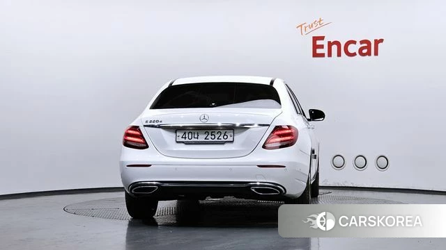 Mercedes-Benz E-Class W213 id 4459363 из Кореи 27