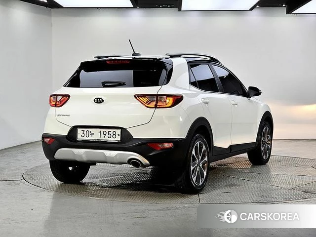 Kia Stonic id 4465615 из Кореи 14