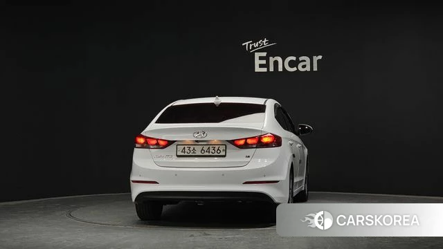 Hyundai Avante AD id 3899784 из Кореи 14