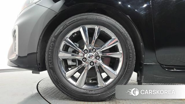 Kia The New Carnival id 4632772 из Кореи 32
