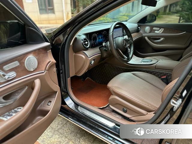 Mercedes-Benz E-class id 4301533 из Китая 12