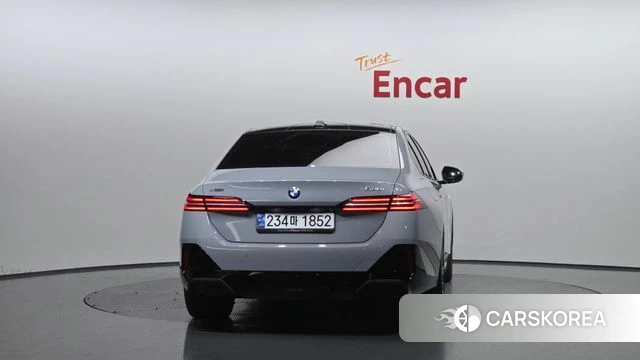 BMW 5 Series (G60) id 3952999 из Кореи 14