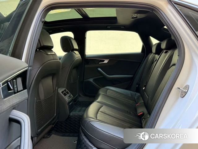 Audi A4L id 4334814 из Китая 10