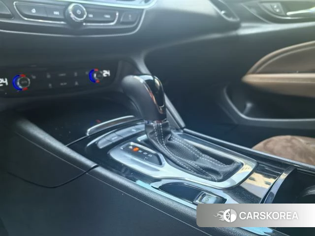Buick Regal id 4212486 из Китая 8
