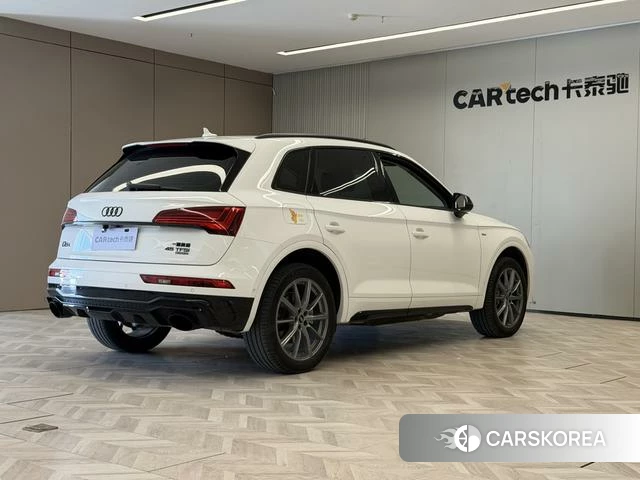 Audi Q5L id 4276051 из Китая 20