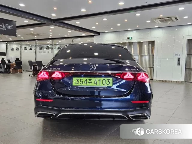 Mercedes-Benz E-Class W214 id 3751374 из Кореи 10