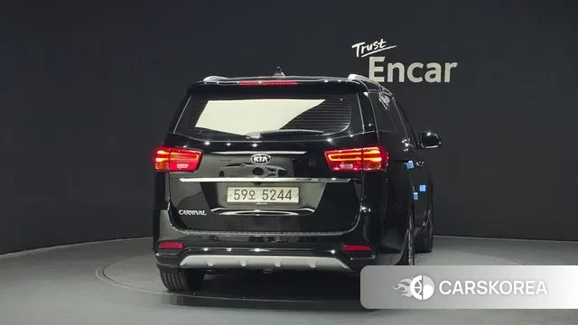 Kia The New Carnival id 3489590 из Кореи 14