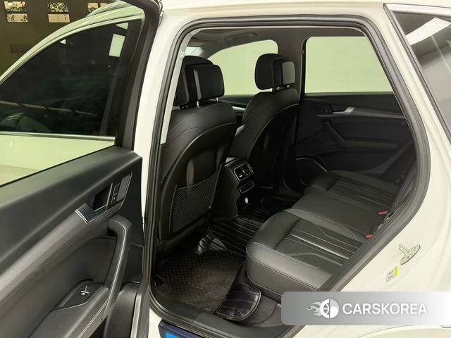 Audi Q5L 2022 Белый из Китая, фото 4