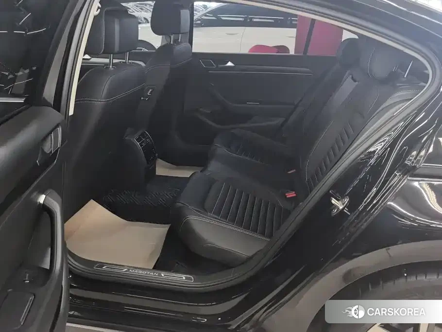 Volkswagen Magotan id 4600496 из Китая 10