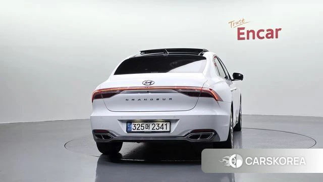 Hyundai The New Grandeur IG id 4424067 из Кореи 28