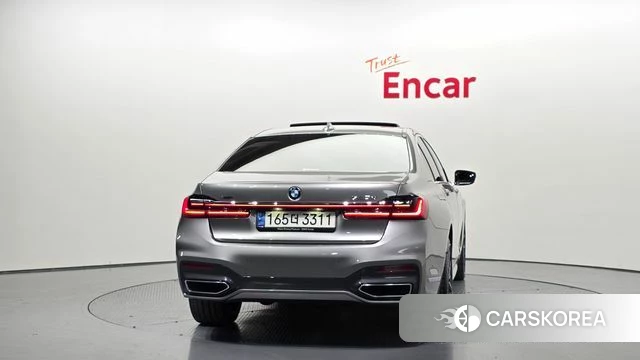 BMW 7 Series (G11) id 3860507 из Кореи 14