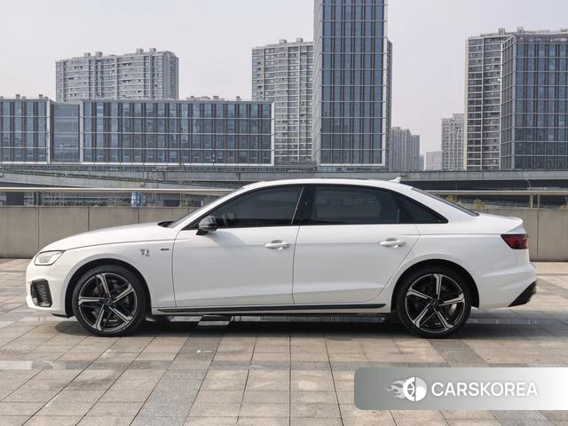 Audi A4L id 4275544 из Китая 11