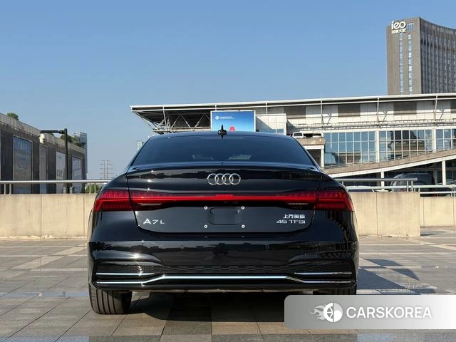 Audi A7L 2024 Черный из Китая, фото 6