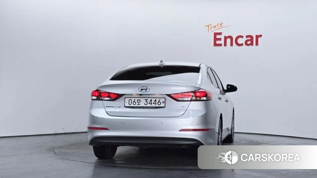 Hyundai Avante AD id 3917406 из Кореи 14