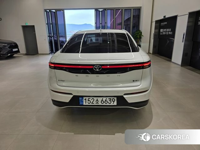 Toyota Crown Crossover id 4539778 из Кореи 11