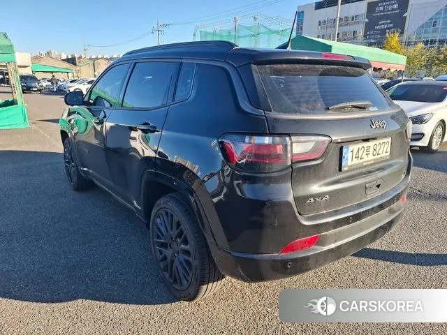 Jeep Compass 2nd Generation 2022 Черный из Кореи, фото 6