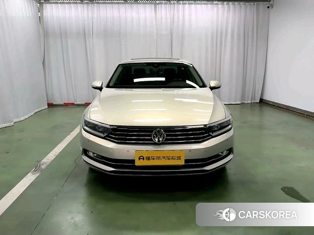 Volkswagen Magotan id 4238077 из Китая 14