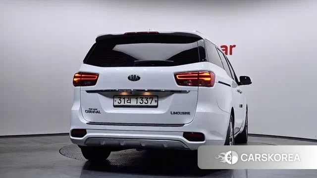 Kia The New Carnival id 3460231 из Кореи 14