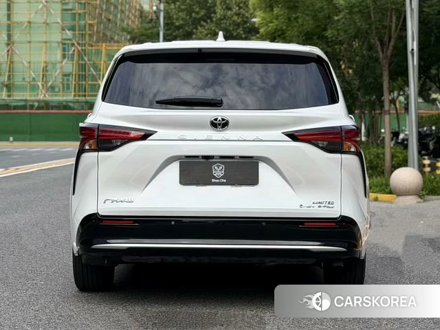 Toyota Saina id 4359585 из Китая 8
