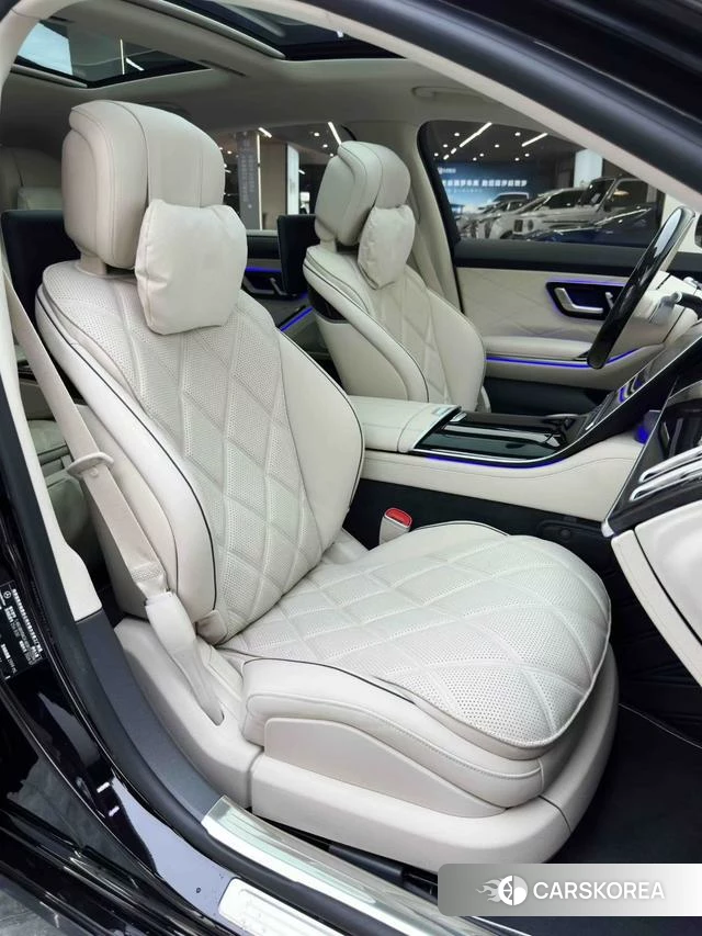 Mercedes-Benz Maybach S-class 2023 Черный из Китая, фото 4