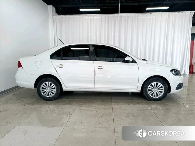 Volkswagen Santana id 4212230 из Китая 14