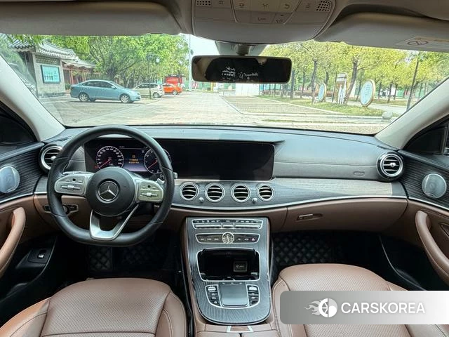 Mercedes-Benz E-class id 3882521 из Китая 10