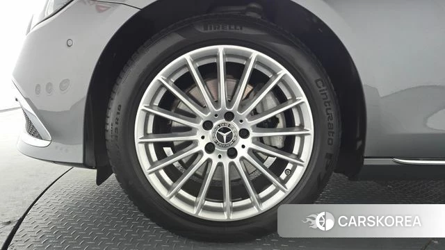 Mercedes-Benz E-Class W213 id 4224554 из Кореи 28