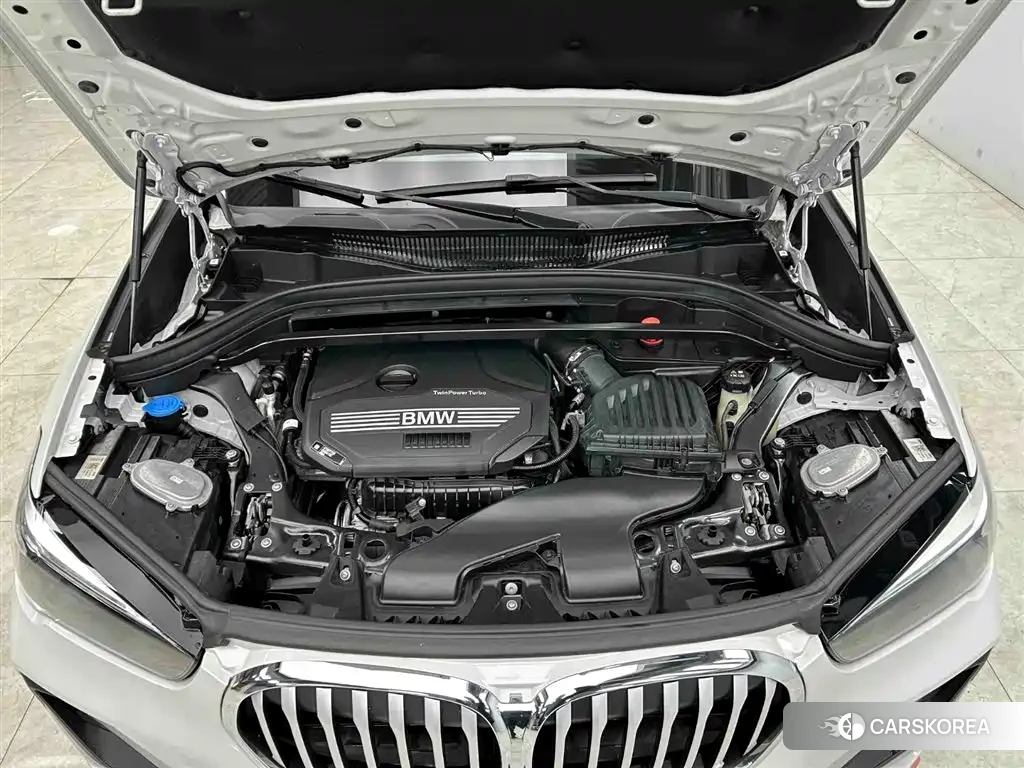BMW X1 id 4606908 из Китая 19