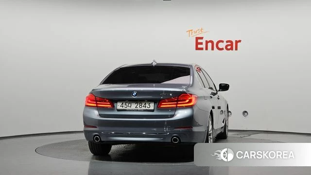 BMW 5 Series (G30) id 4794965 из Кореи 24