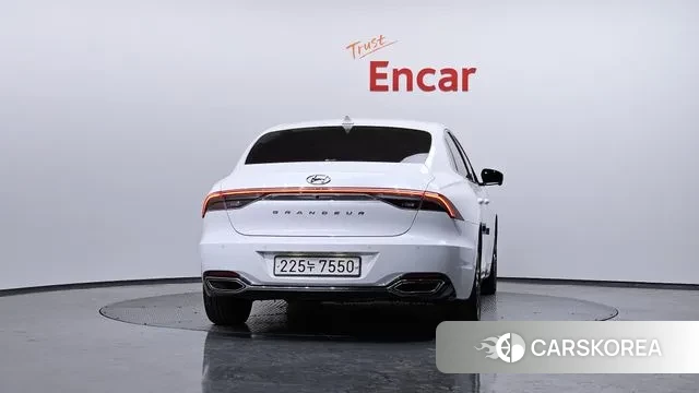 Hyundai The New Grandeur IG id 3374611 из Кореи 14