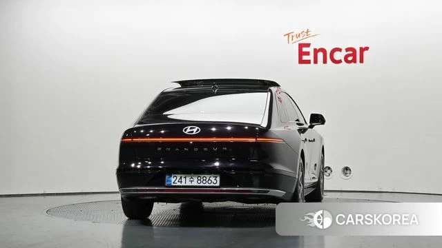 Hyundai Grandeur (GN7) id 4892781 из Кореи 14