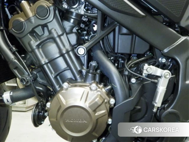 Engine photo