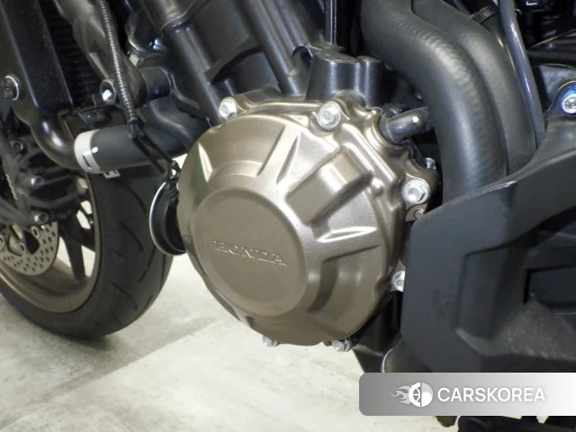 Engine photo