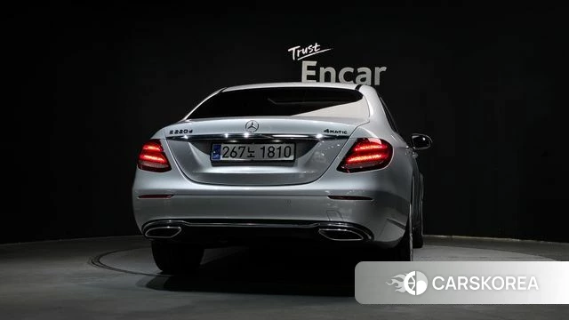 Mercedes-Benz E-Class W213 id 3814438 из Кореи 14