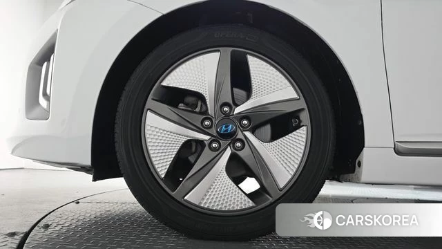 Hyundai The New Ionic Hybrid id 4626039 из Кореи 28