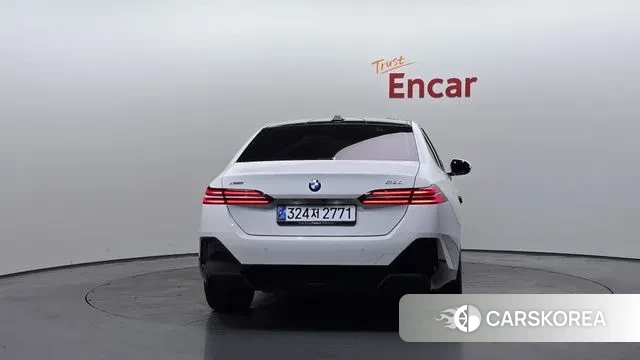 BMW 5 Series (G60) id 3462106 из Кореи 14