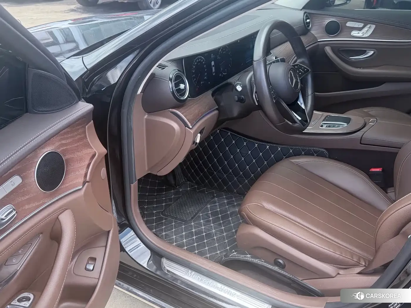 Mercedes-Benz E-Class 2021 Черный из Китая, фото 4