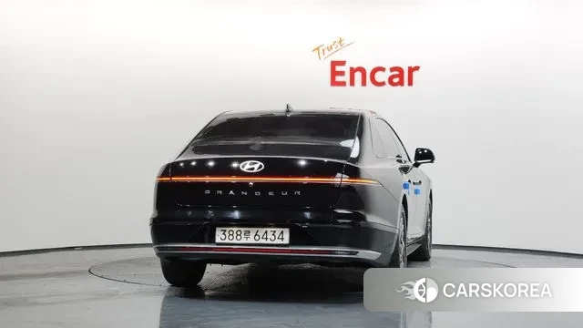 Hyundai Grandeur Hybrid (GN7) id 3600171 из Кореи 14