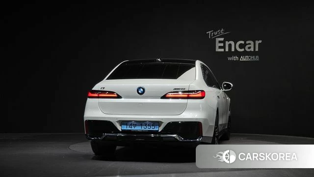 BMW i7 (G70) id 4655510 из Кореи 29