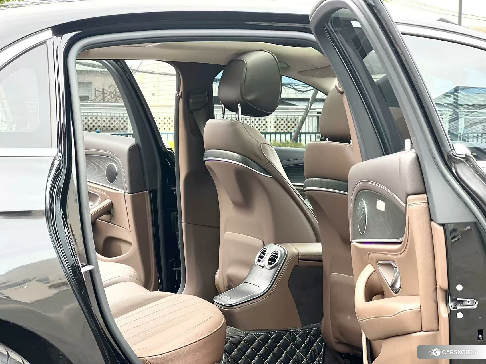 Mercedes-Benz E-class id 4440768 из Китая 10