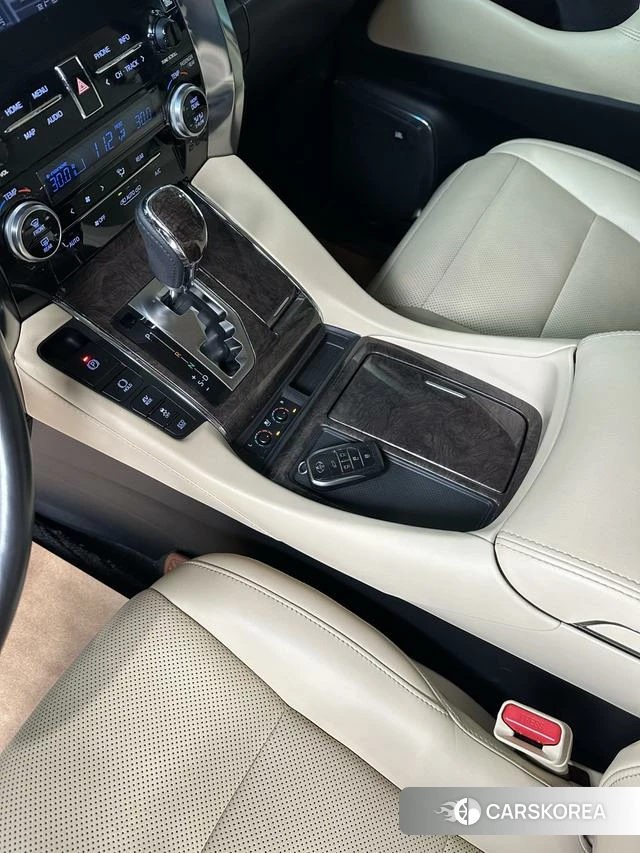 Toyota Elfa id 4257621 из Китая 13