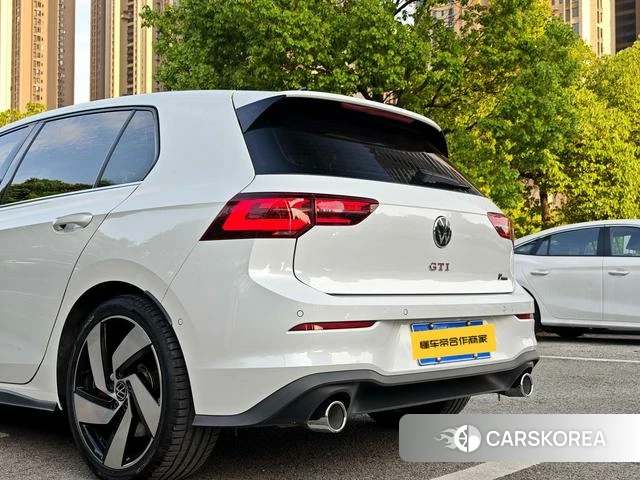 Volkswagen Golf GTI id 4300919 из Китая 9