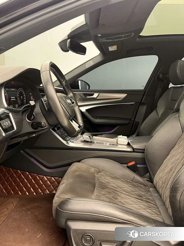 Audi A6L 2021 Черный из Китая, фото 5