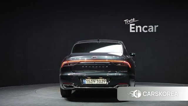Hyundai The New Grandeur IG id 3923329 из Кореи 14