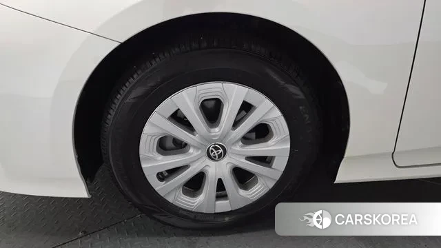 Toyota Prius 4th Generation id 3728092 из Кореи 14