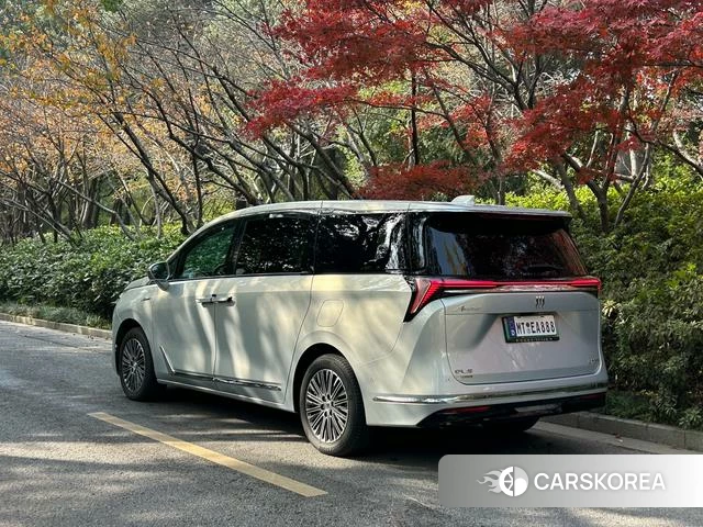 Buick GL8 PHEV id 4241040 из Китая 11