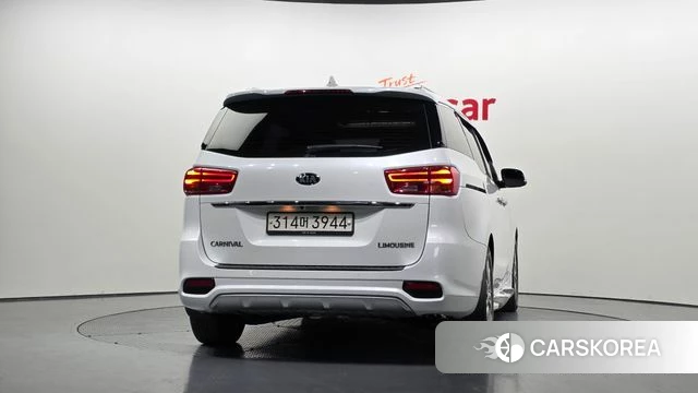 Kia The New Carnival id 4197010 из Кореи 14