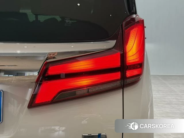 Toyota Elfa id 4276501 из Китая 33